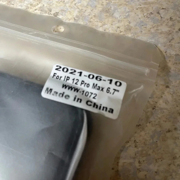 MAGNETIC Card Case Holder iPhone 12, 13, Pro Max, 6.7. - Picture 4 of 7